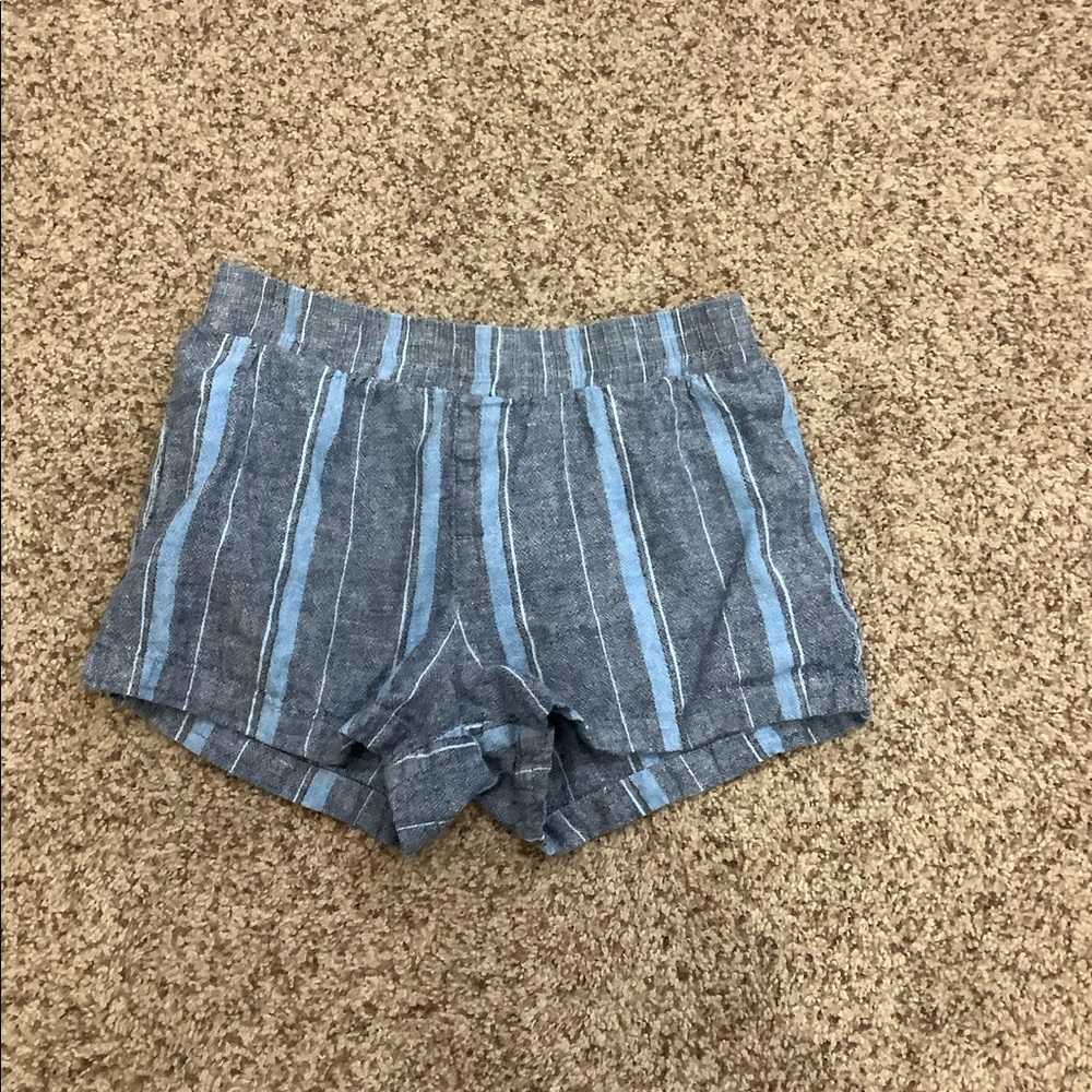 Sky and Sparrow shorts